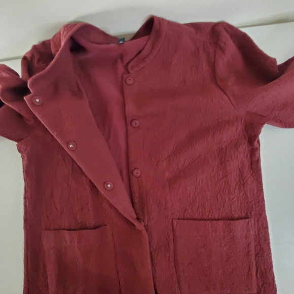 Eileen Fisher Organic Cotton Textured Jacket Size M Burgundy Italian Fabric - Picture 5 of 15